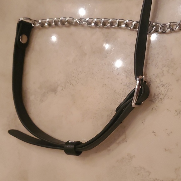 Mini Bag/Wallet w/removable chain - Picture 4 of 5